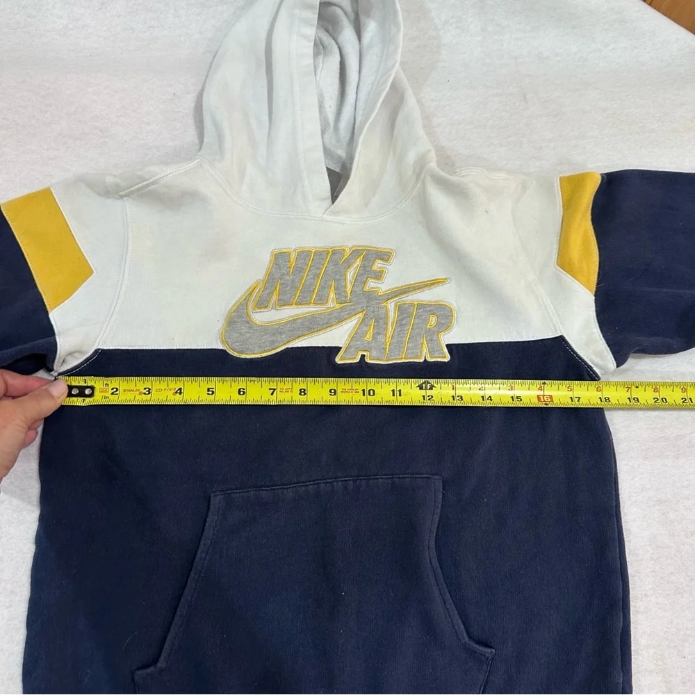 Boys Medium Nike Sweatshirt Hoodie